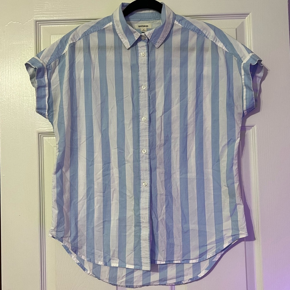 💥GoodThreads Button Down (3/$30) - Picture 2 of 3